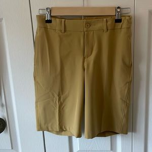Youth Nike dri-fit golf shorts.  Dark tan color never worn. Size M